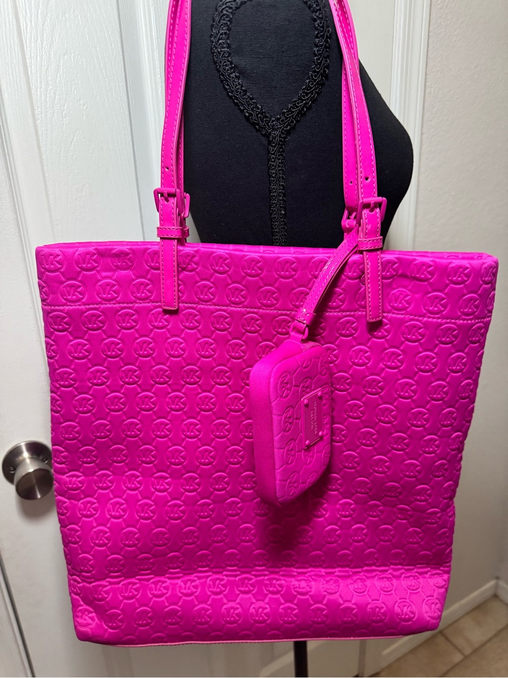 Michael Kors Hot Pink Embossed Tote - Picture 4 of 5
